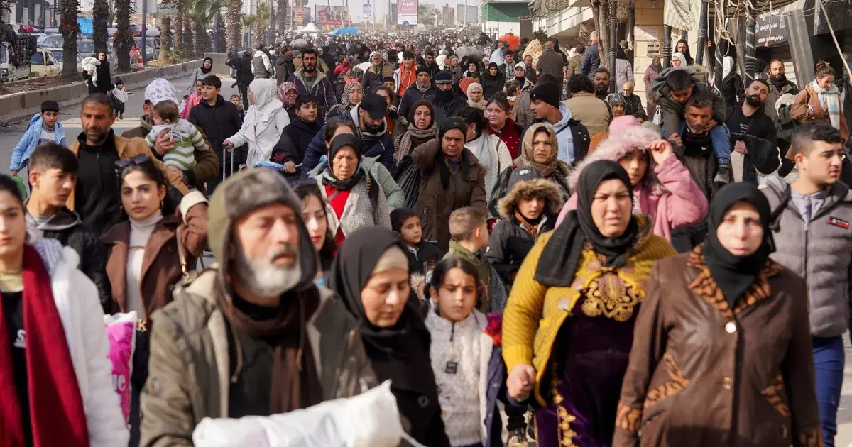 الجيش السوري يفرض حظر تجول في أحياء بحلب ويعلن بدء عمليات مركزة ضد قسد