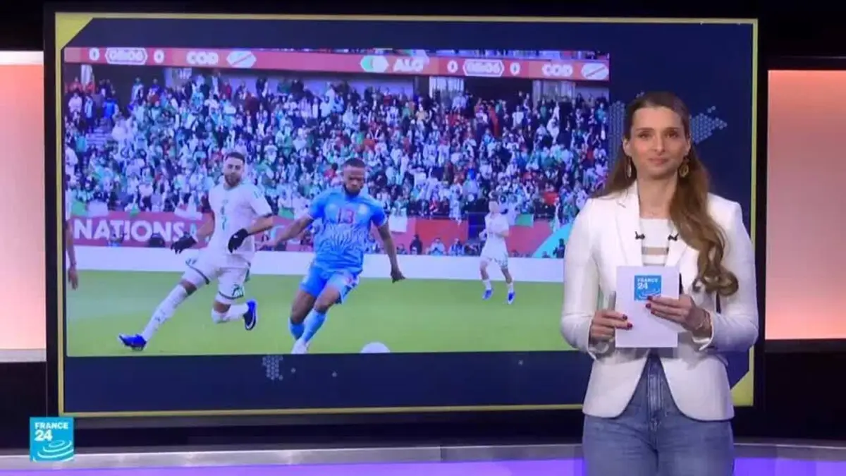 حقيقة أم فبركة - كأس أمم أفريقيا: لاعب جزائري يسرق الطعام؟