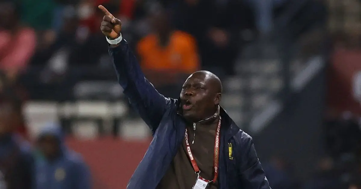 مدرب الكاميرون: لا نُقارن بالمغرب ولا نضمّ لاعباً مثل أشرف حكيمي