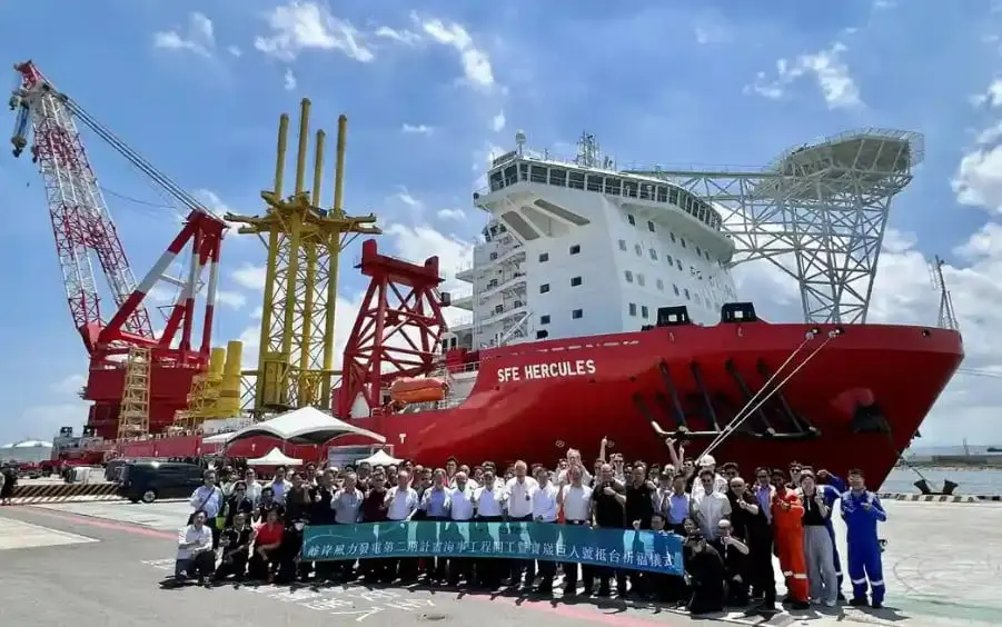 احتجاز سفينة رفع تُستعمل في تركيب مزارع الرياح.. ما الأسباب؟ - الطاقة