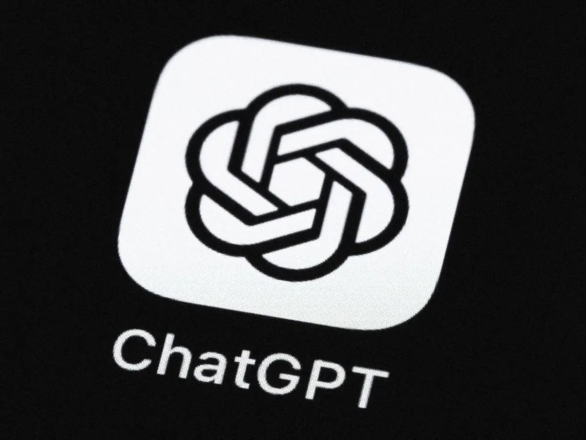 إطلاق ChatGPT Salud وتكامله مع خدمات مثل Apple Health