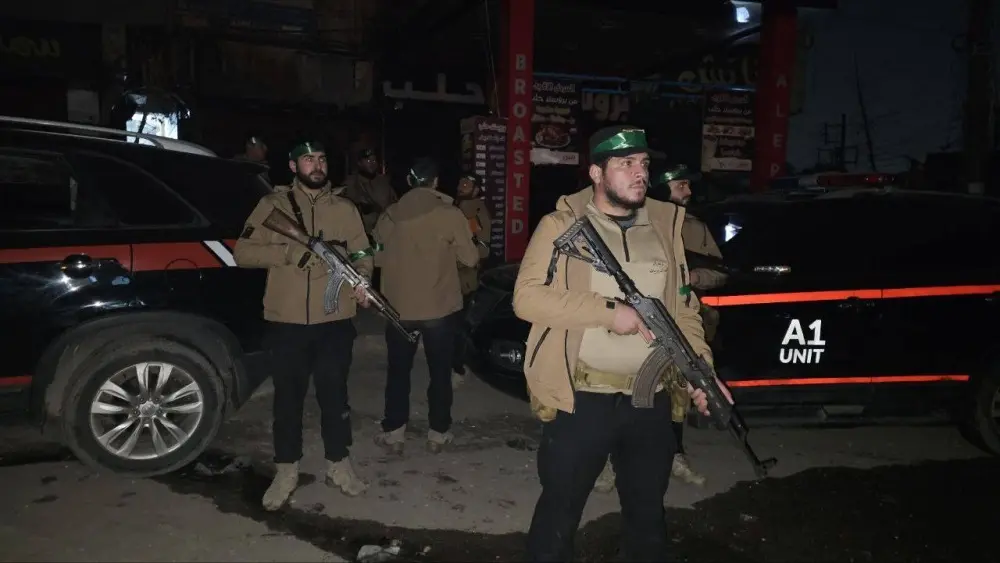 انتشار الأمن الداخلي في حي الأشرفية بحلب لتعزيز الأمن والاستقرار