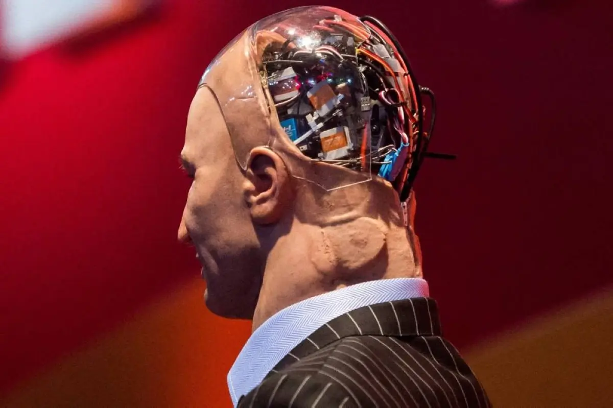 هاشتاق عربي - تطوير روبوت ذكي يقرأ مشاعر المرضى