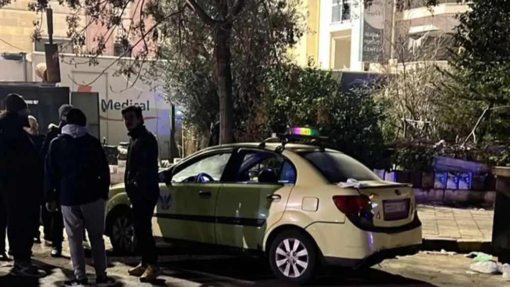 دماء على رصيف الكندي : هل تنجح حمص في وأد الفتنة ومحاسبة قتلة الكادر الطبي؟