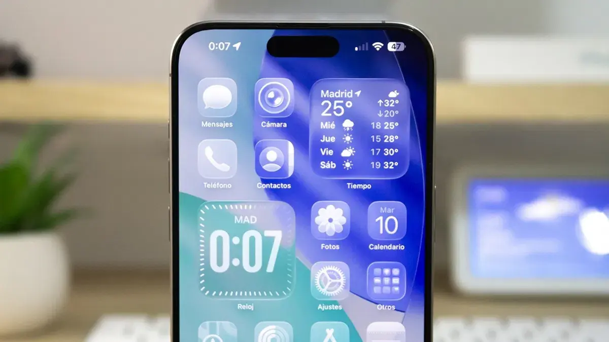 هل فشل iOS 26؟ أرقام مبيعات آيفون الأدنى منذ سنوات