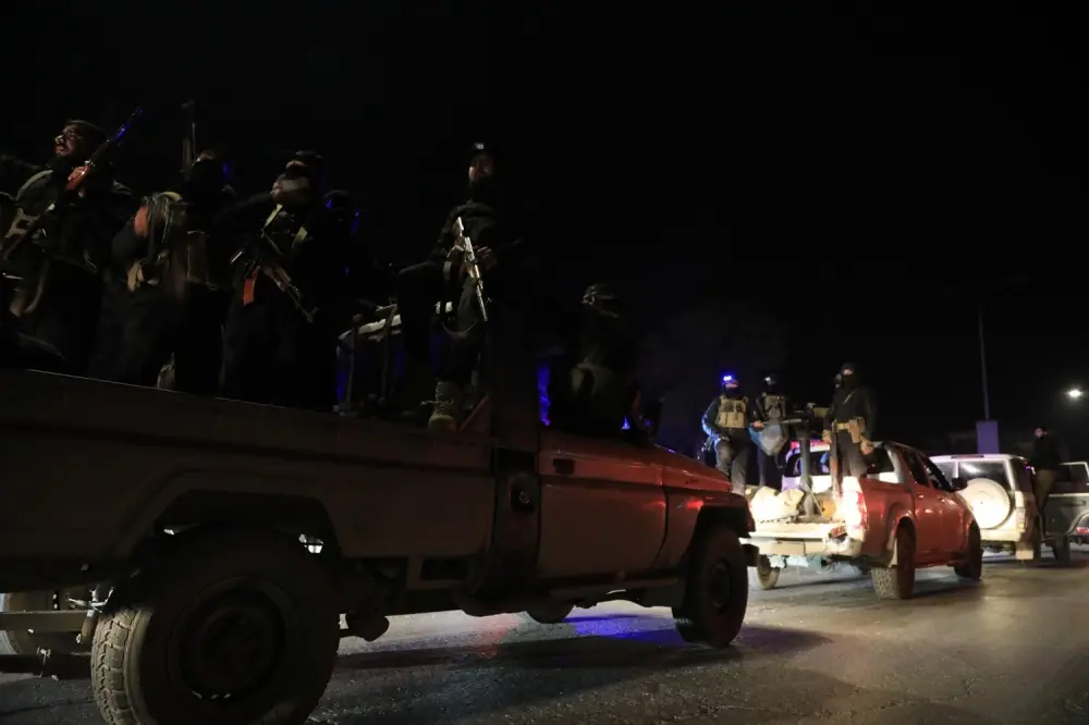 الجيش السوري يجدد تحذيره لأهالي الشيخ مقصود بالابتعاد عن مواقع قسد