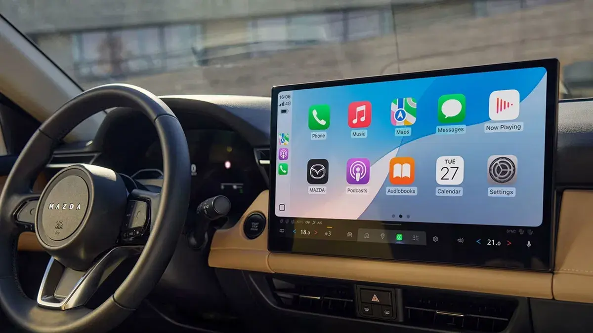 خمسة تطبيقات غير متاحة في CarPlay وأسباب عدم توفرها