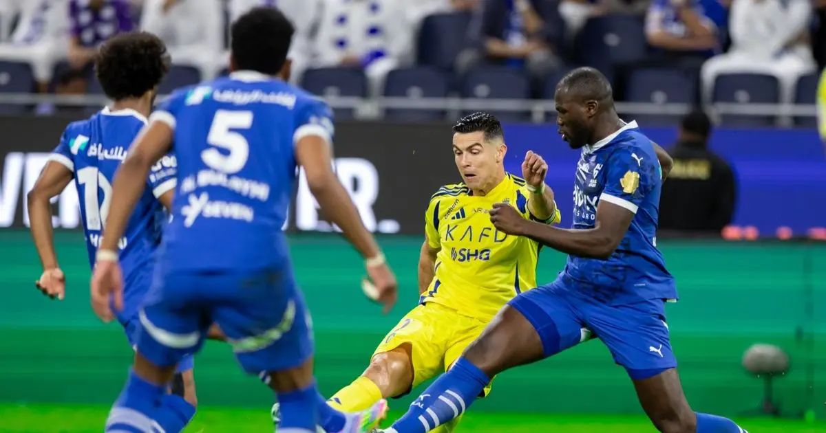 موعد مباراة القمة بين الهلال والنصر في دوري روشن السعودي