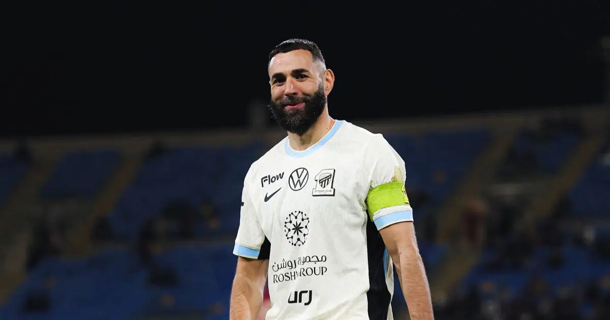 المدير الرياضي للاتحاد يكشف مستقبل كريم بنزيما في النادي
