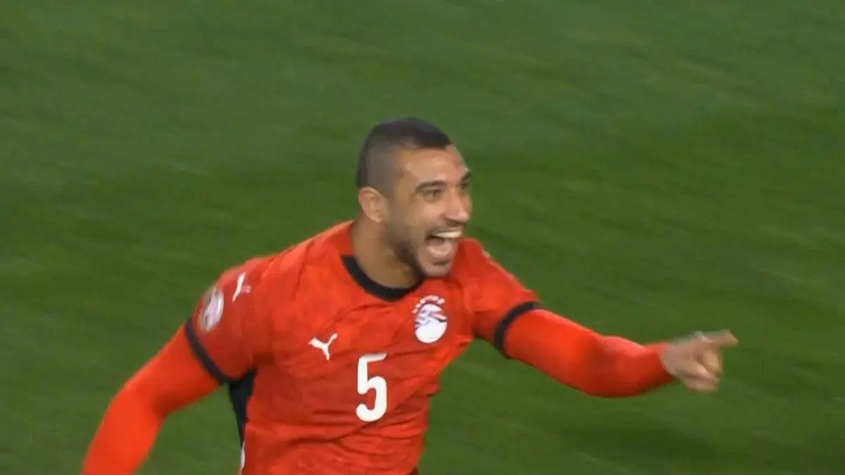 رامي ربيعة يسجل هدف منتخب مصر الثاني أمام كوت ديفوار