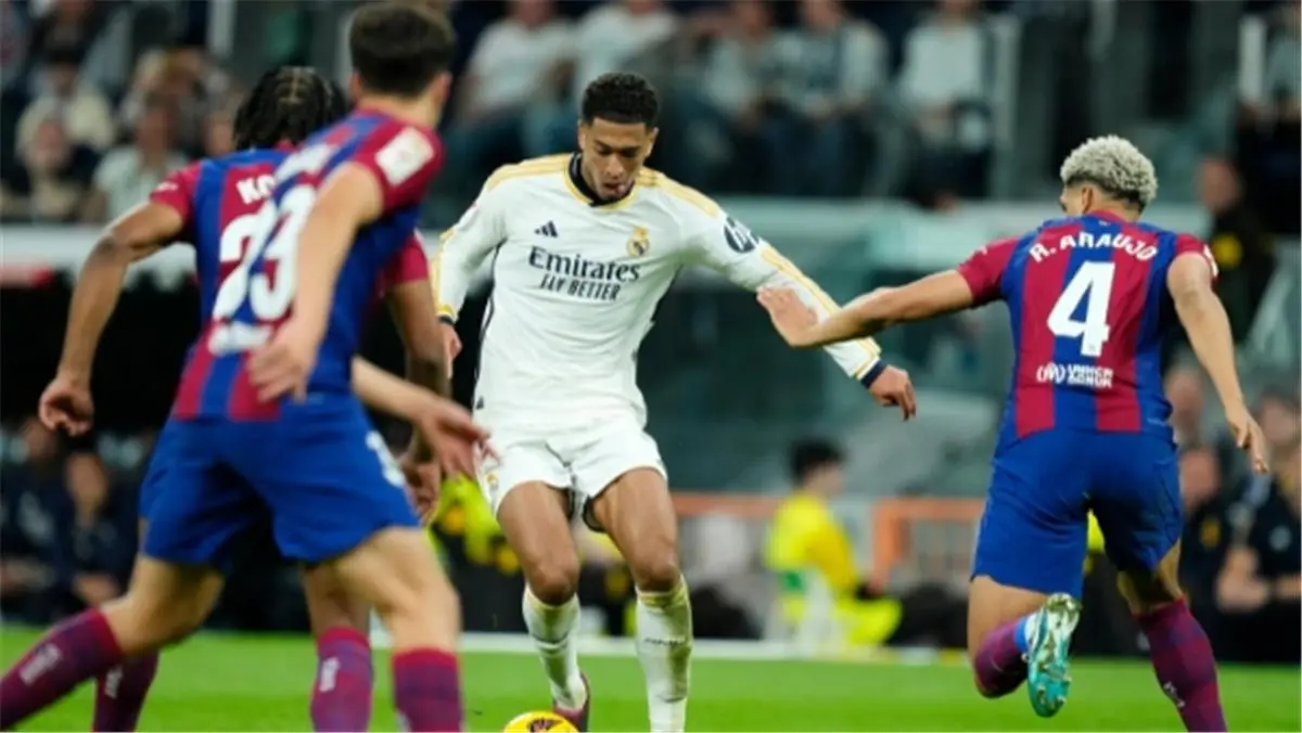 9 قنوات مجانية تنقل مباراة برشلونة وريال مدريد اليوم في نهائي كأس السوبر الإسباني