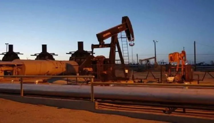 بعد التحرك الأمريكي.. ارتفاع قياسي لشحنات النفط الفنزويلي العائمة