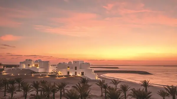 زهرة الخليج - «أنانتارا سانتوريني أبوظبي».. رفاهية العزلة