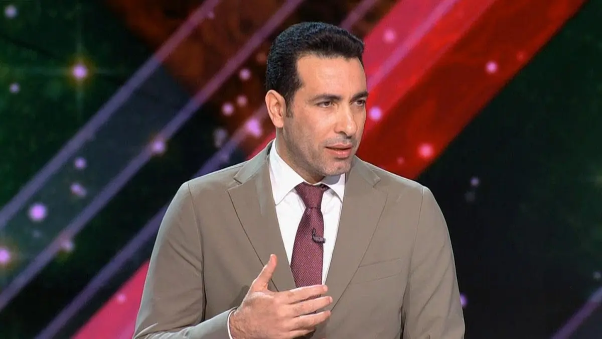 أبو تريكة: ما تفعله نيجيريا "فيلم هابط".. والحكم ظلم الجزائر