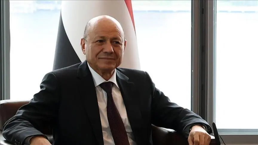 العليمي: سنعيد حصر السلاح بيد الدولة ونمهد لعودة عمل مؤسسات اليمن