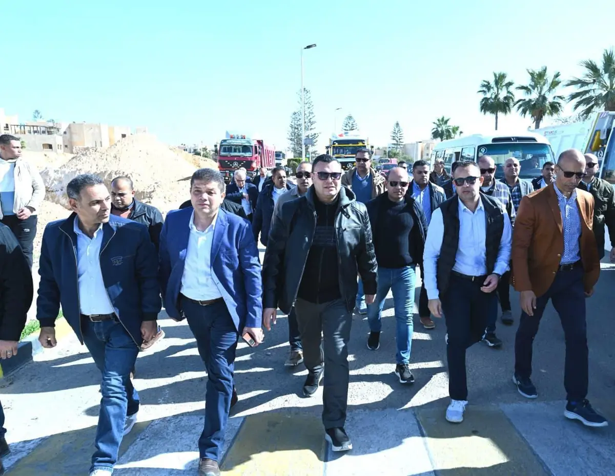 وزير الإسكان يتفقد أعمال التطوير بقرى مارينا ومشروع البوغاز لتوصيل المياه لبحيرة نيو مارينا - أموال الغد