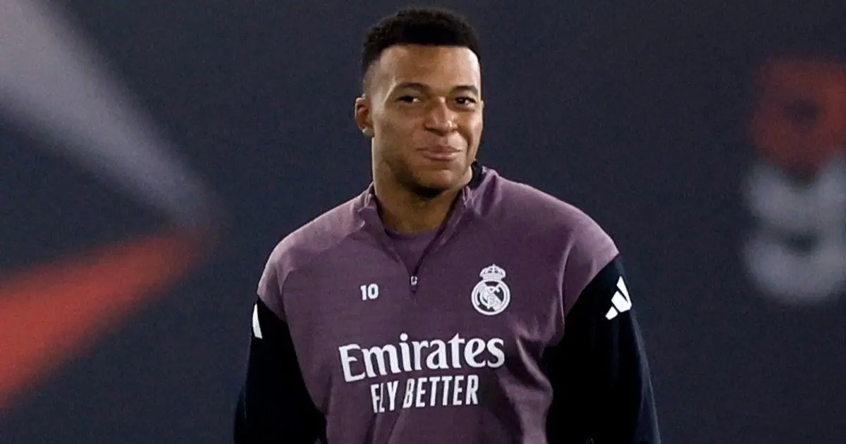 تشكيلة ريال مدريد الأساسية ضد برشلونة.. تغيير مفاجئ بعد الإعلان