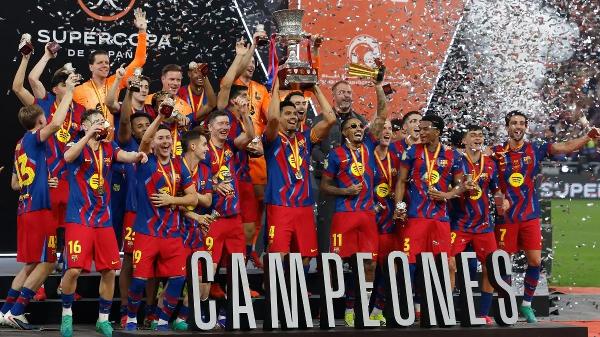 بأمر من مبابي.. تصرف غير حضاري من ريال مدريد بعد تتويج برشلونة بـ السوبر الإسباني