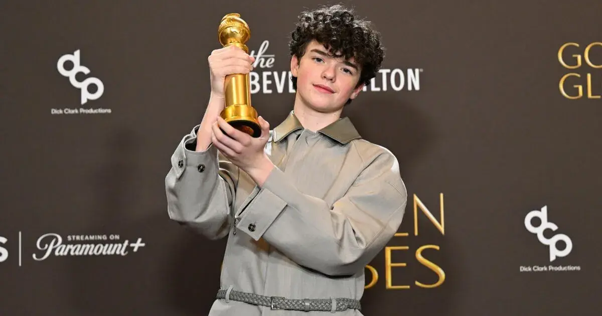 أوين كوبر أصغر فائز بتاريخ جولدن جلوب عن مسلسل Adolescence