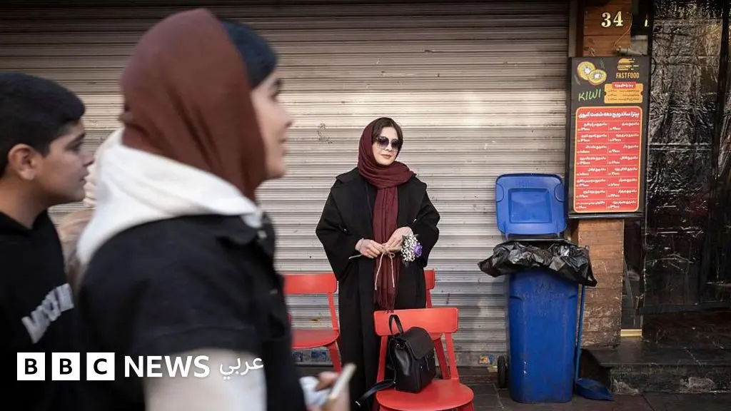 مظاهرات إيران: هل وصلت الأزمة الاقتصادية في إيران إلى نقطة اللاعودة؟ - BBC News عربي