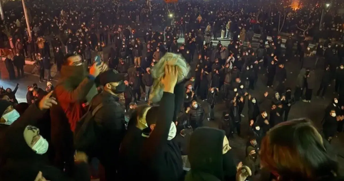 قلق أممي بشأن احتجاجات إيران.. والحرس الثوري يتوعد "مثيري الشغب"