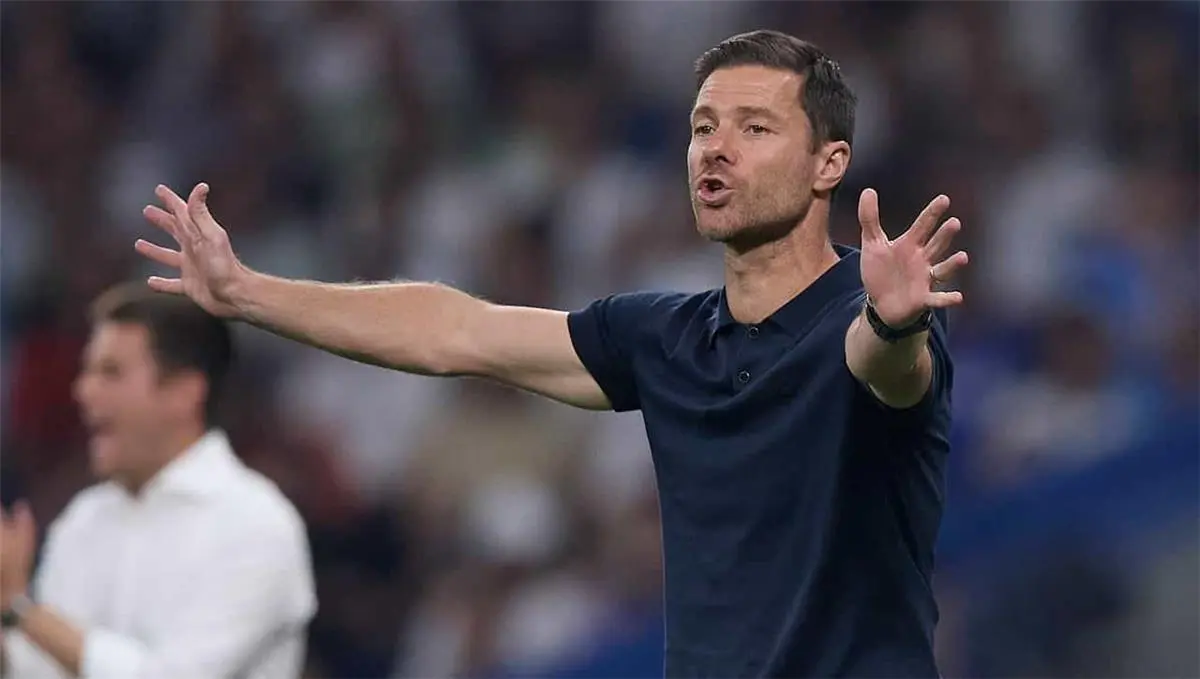 أول تعليق من تشابي ألونسو بعد رحيله عن ريال مدريد