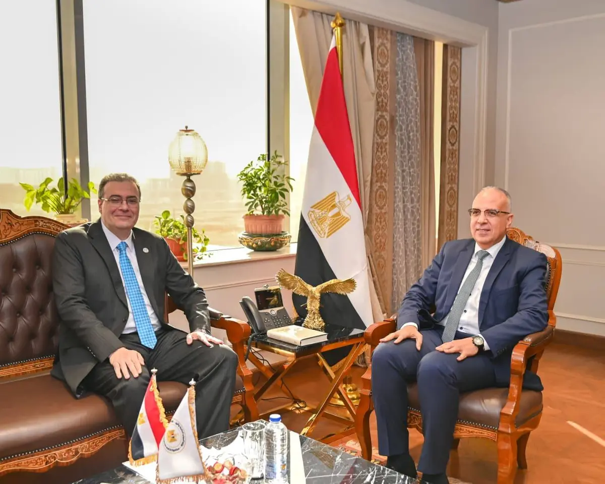 وزير الري ورئيس المركزي للتنظيم والإدارة يبحثان التطوير المؤسسي وسد العجز بوظائف الوزارة - أموال الغد