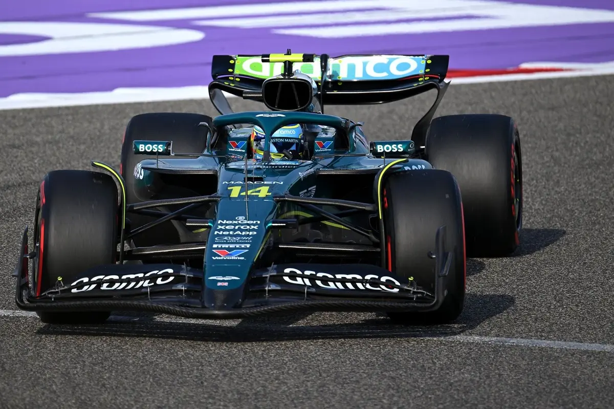 Aston Martin teams up with Meccano for 1:8-scale F1 model for the 2026 release