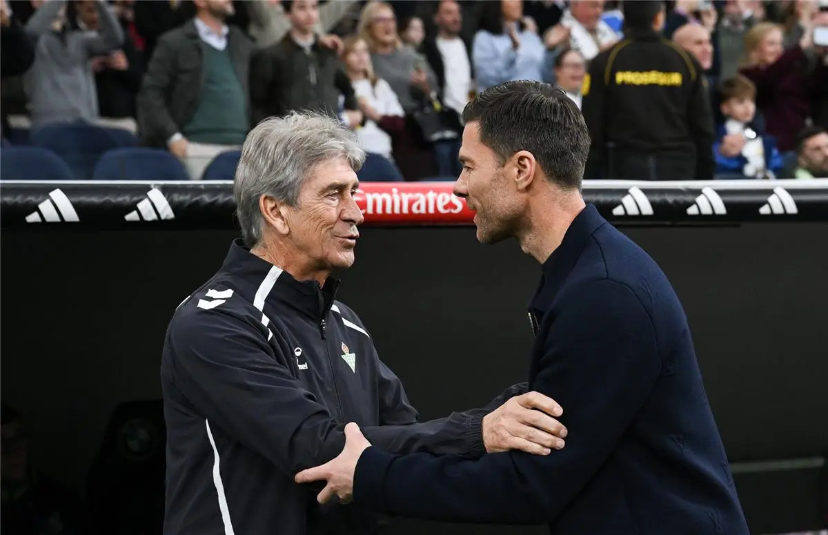 تعليق مؤثر من بيليجريني على رحيل تشابي ألونسو من تدريب ريال مدريد