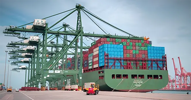 ارتفاع فائض الميزان التجاري بين السعودية ودول الخليج إلى 7.4 مليار ريال في أكتوبر 2025