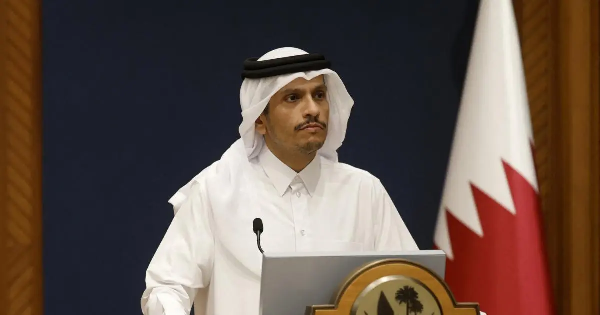 رئيس وزراء قطر ولاريجاني يبحثان آخر التطورات في المنطقة