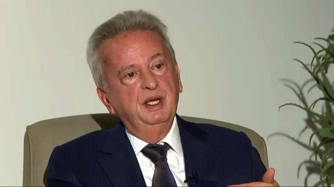 مذكرة بإلقاء القبض على حاكم مصرف لبنان السابق