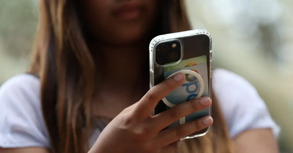 جوجل تشدد الرقابة على حسابات القصَّر: موافقة الوالدين شرط للإلغاء