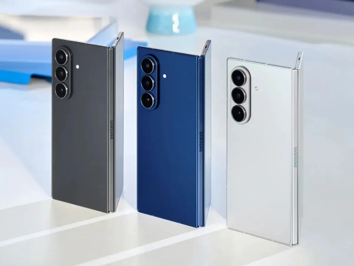 Galaxy Z Flip 7 وGalaxy Z Fold 7 يحصلان على أول تحديث برمجي في 2026 - عالم التقنية