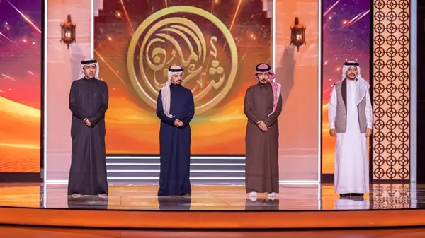 زهرة الخليج - «شاعر المليون 12».. 12 شاعراً يتنافسون في «بيرق الشعر»