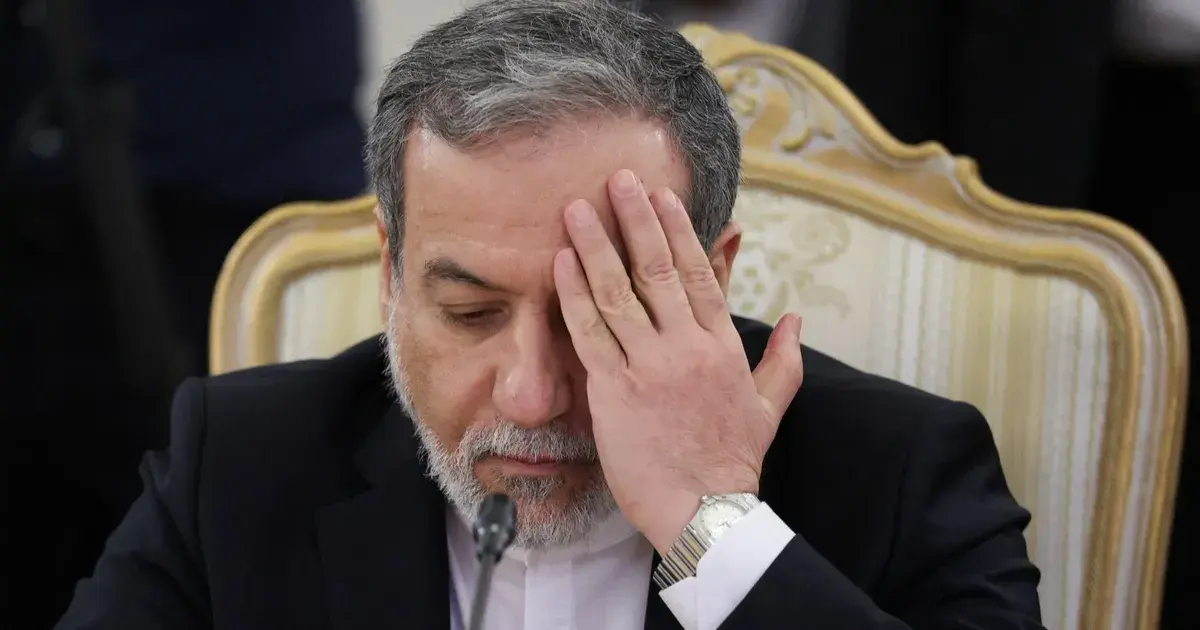 إيران تتمسك بـ"التخصيب والصواريخ الباليستية" وتدعو ترمب للدبلوماسية