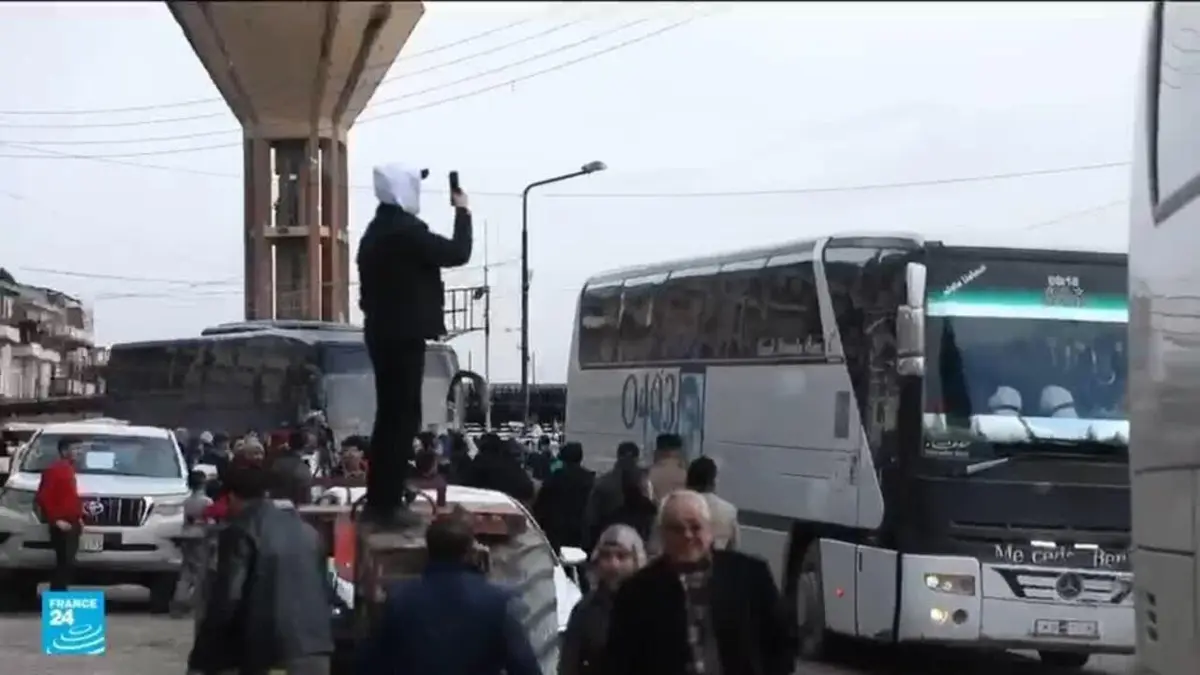 سوريا: عودة آلاف السكان لمنازلهم بعد استعادة الحكومة السيطرة على الأحياء الكردية بحلب