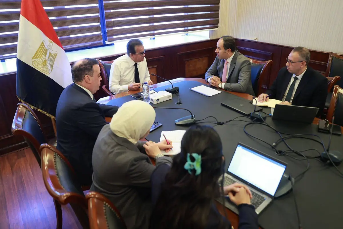 وزير الصحة يتابع مستجدات الميكنة والتحول الرقمي بمستشفيات المؤسسة العلاجية