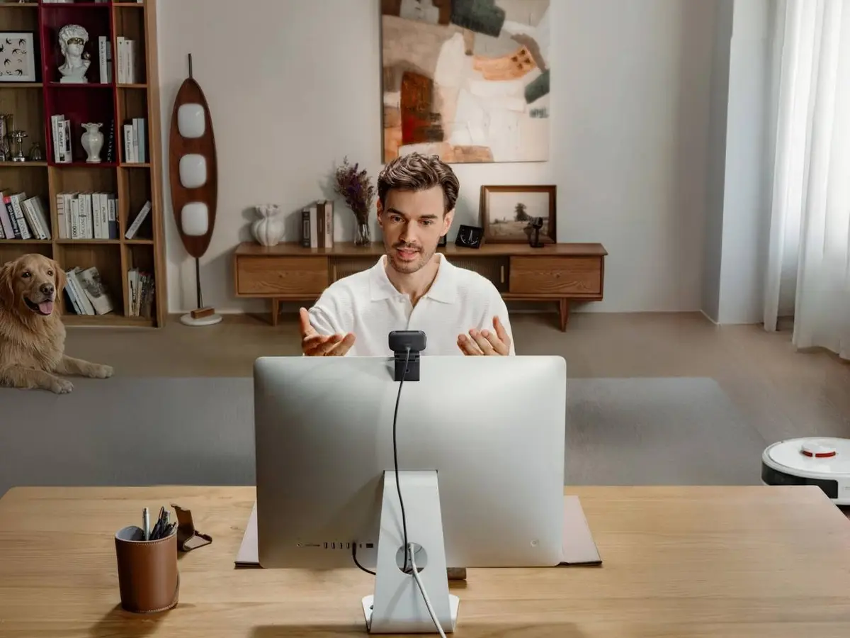 Insta360 تطلق جيل جديد من كاميرات Link بميزات ذكاء اصطناعي متقدمة - عالم التقنية