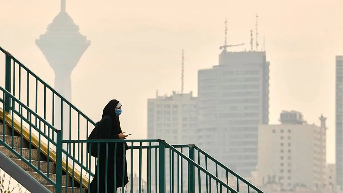 نقص المياه وتلوث الهواء: كيف أدى تدهور البيئة إلى احتجاجات في عموم إيران؟
