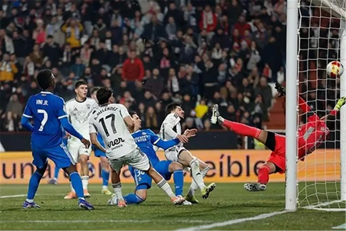 أسطورة ريال مدريد السابق: خسارة ألباسيتي فضيحة.. واللاعبون انتصروا على ألونسو