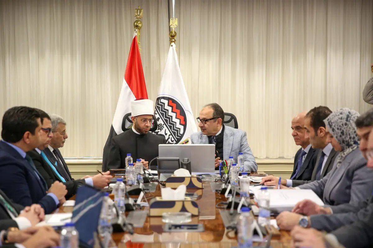 وزيرا قطاع الأعمال والأوقاف يبحثان تعظيم الاستفادة من الأصول - أموال الغد