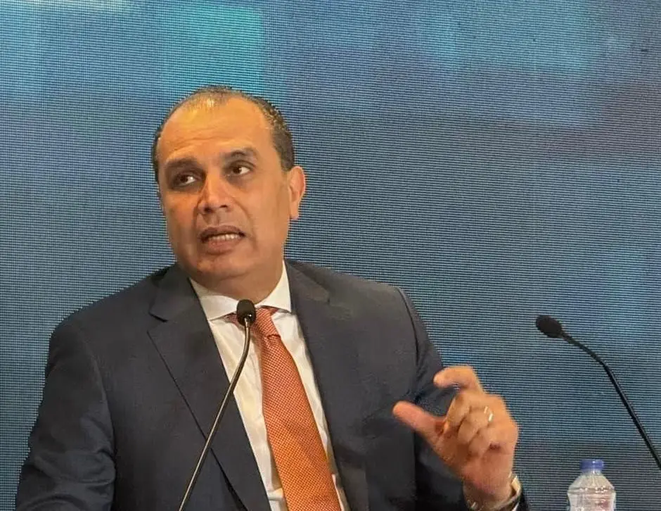 حصري.. تجديد الثقة في الدكتور هشام بدر نائباً لرئيس هيئة الشراء الموحد - سوق الدواء