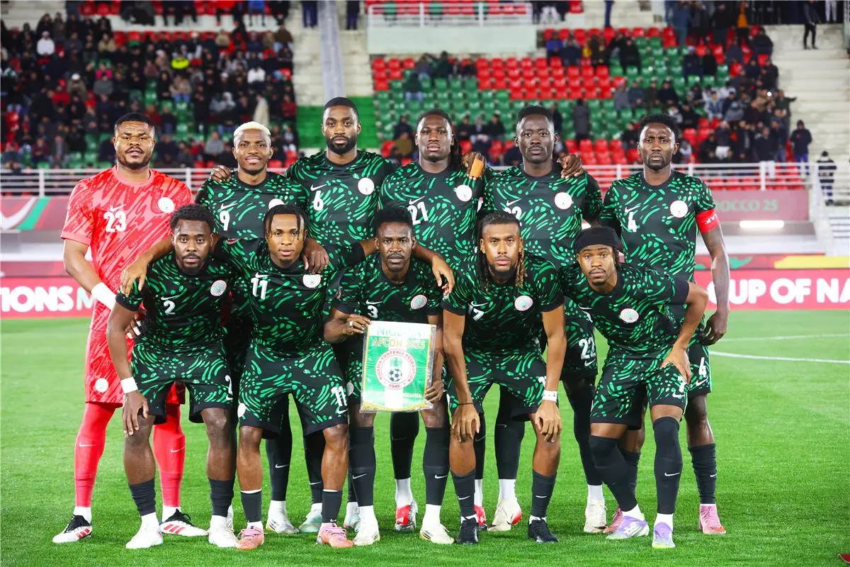 إيجالو: نيجيريا لا تملك ما يرضي جماهيرها إلا الفوز على مصر
