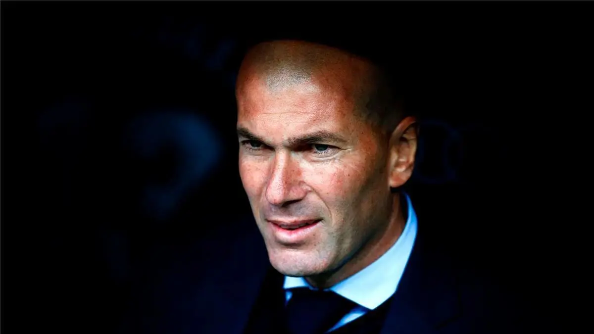 زيدان يكشف سر تحقيق لقب دوري أبطال أوروبا 3 مرات متتالية مع ريال مدريد