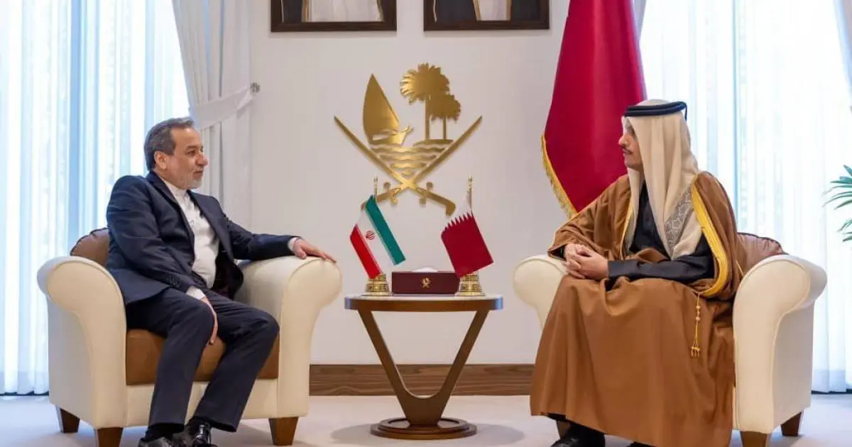 رئيس الوزراء القطري يبحث مع عراقجي خفض التصعيد