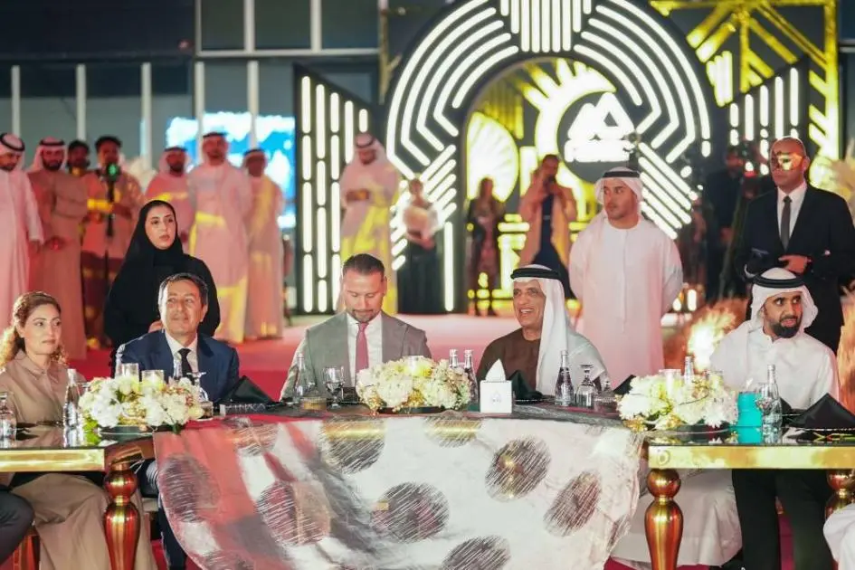سعود بن صقر: رأس الخيمة تُرسّخ منظومة اقتصادية قائمة على التنوع