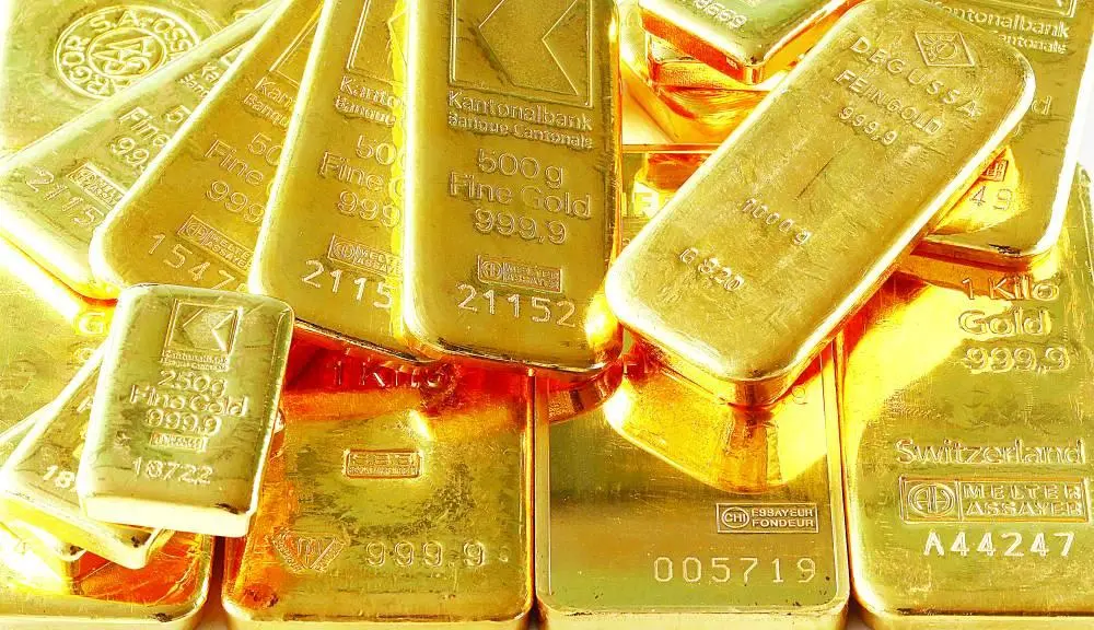 الذهب يتراجع بعد تقلص توقعات خفض الفائدة الأمريكية