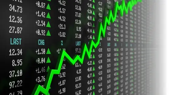 الأسهم العالمية قرب مستويات قياسية مع تراجع رهانات خفض أسعار الفائدة الأمريكية - أموال الغد