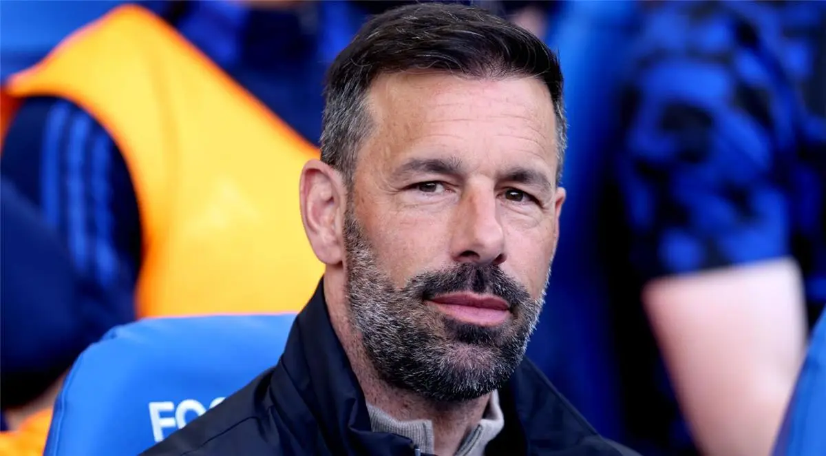 الاتحاد الهولندي يكافئ فان نيستلروي قبل انطلاق منافسات كأس العالم